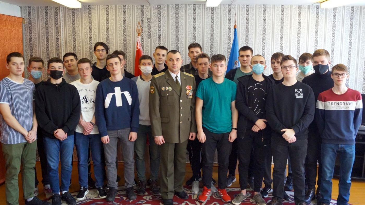 Встреча со старшим преподавателем ВТФ, подполковником Олегом Александровичем Гогониным